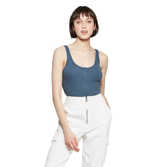 wild fable Tops - Wild Fable Target Women’s Snap Placket Grey Button Down Tank Top